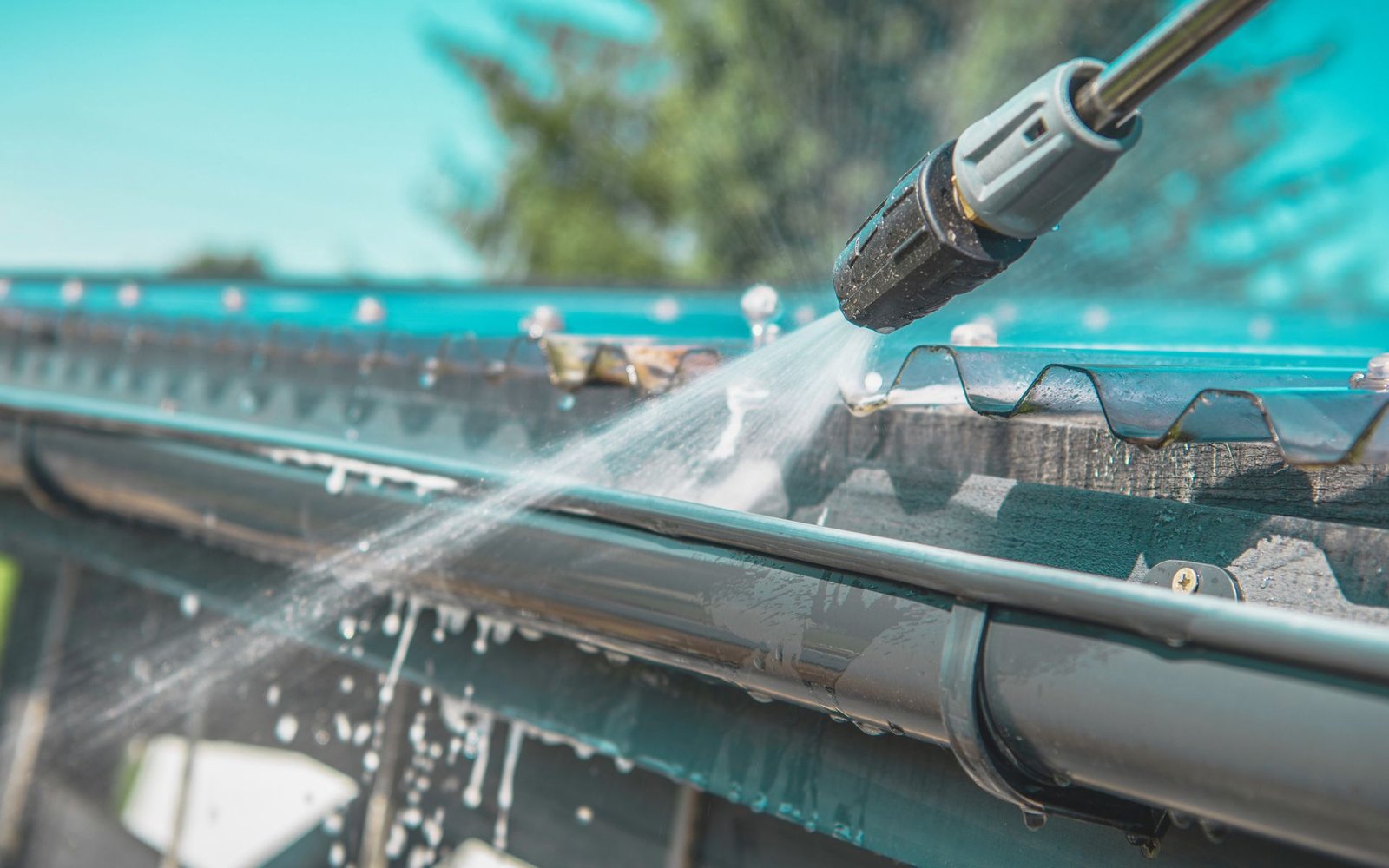 Roof Cleaning